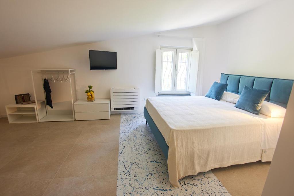 BLUE BOUTIQUE - King Room With Garden View