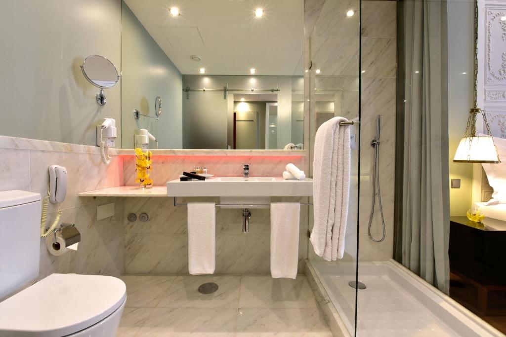 Koupelna v ubytování Pousada de Lisboa - Small Luxury Hotels Of The World