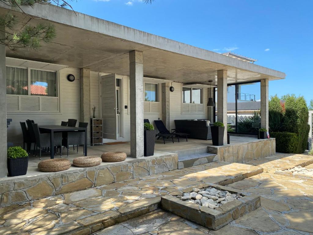 Μπαλκόνι ή βεράντα στο Villa Niki
