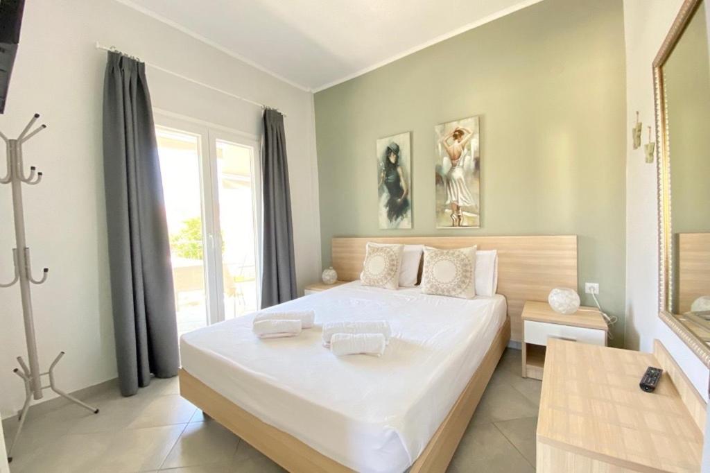 Mageiras Boutique Hotel - 