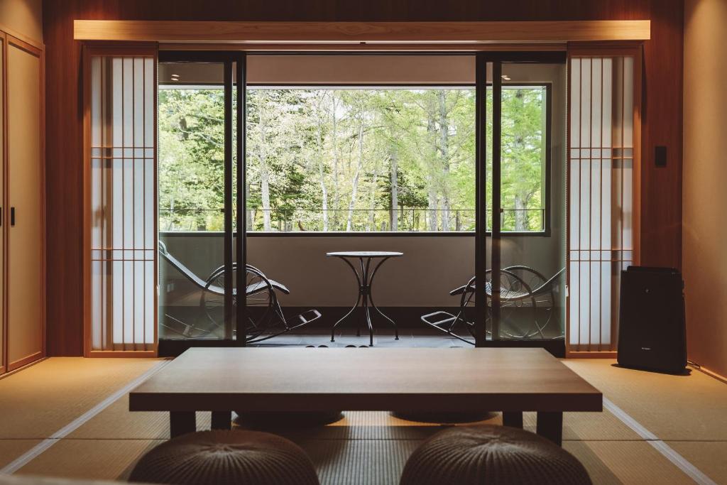 Posezení v ubytování 蓼科BASE kitchen,spa&hotel