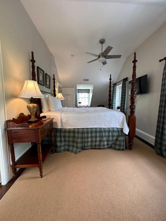 Goodstone Inn & Restaurant - Goodwin Deluxe Room