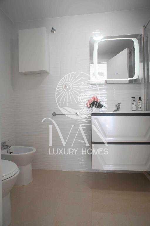 Kúpeľňa v ubytovaní Casa Iris Ivan Luxury Homes 10ªPlta Norte 1ªLinea