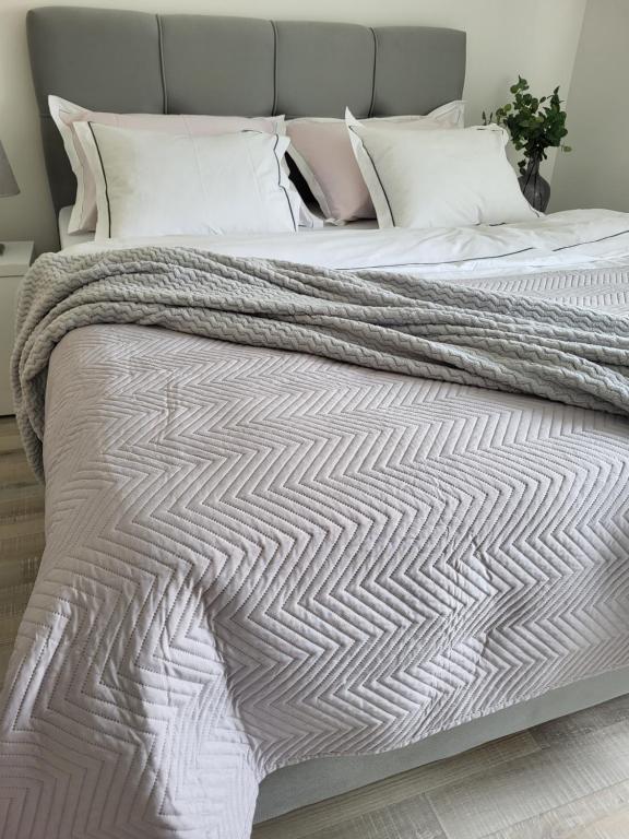 Posteľ alebo postele v izbe v ubytovaní Split Mari Apartment