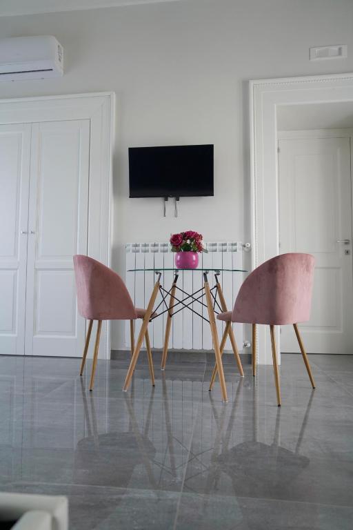 TV a/nebo společenská místnost v ubytování DC House