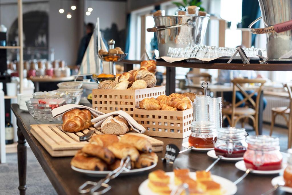 Seehotel Kastanienbaum - Resim 29