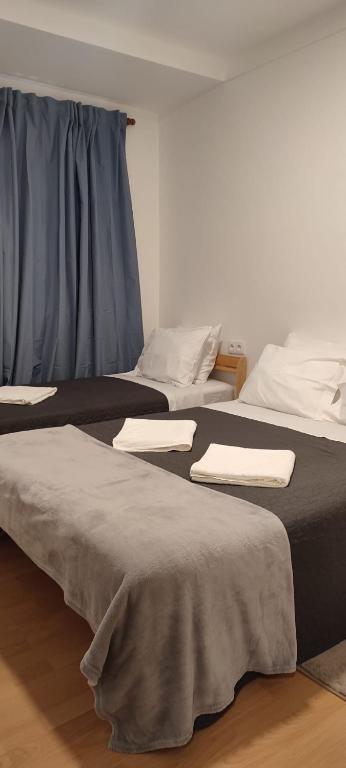 Habtiar Guest House - Dreibettzimmer Mit Eigenem Externen Badezimmer