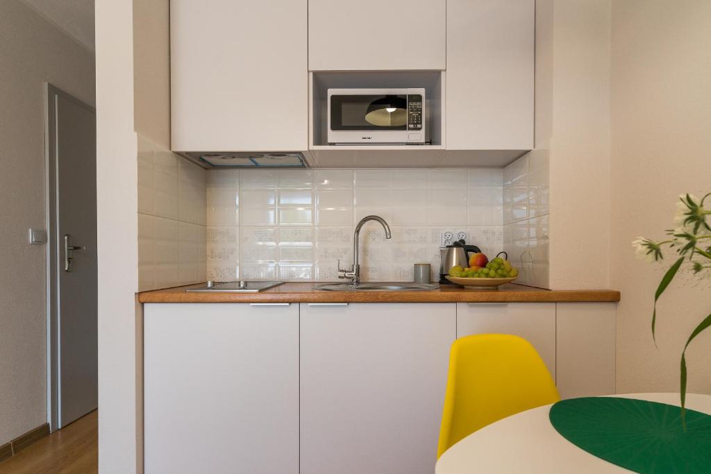 Verde House - Studio With Balcony