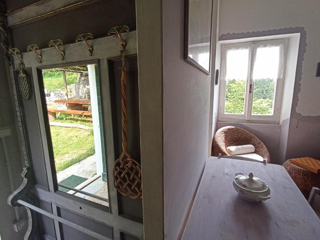 Część wypoczynkowa w obiekcie Cascina Marasca Appartamento Viola