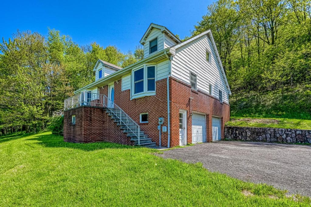 Holiday home Half Moon House, McHenry, USA