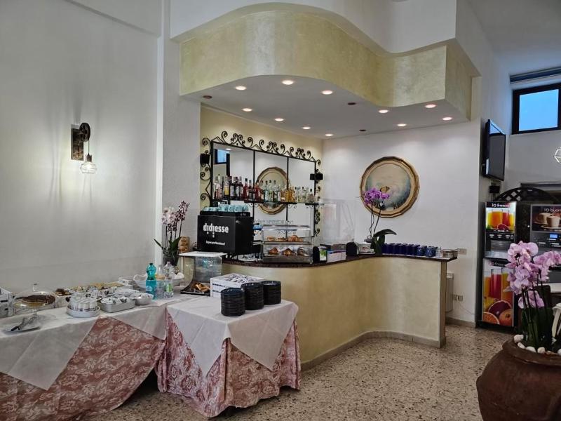 Příslušenství pro přípravu čaje a kávy v ubytování Hotel Il Gioiello