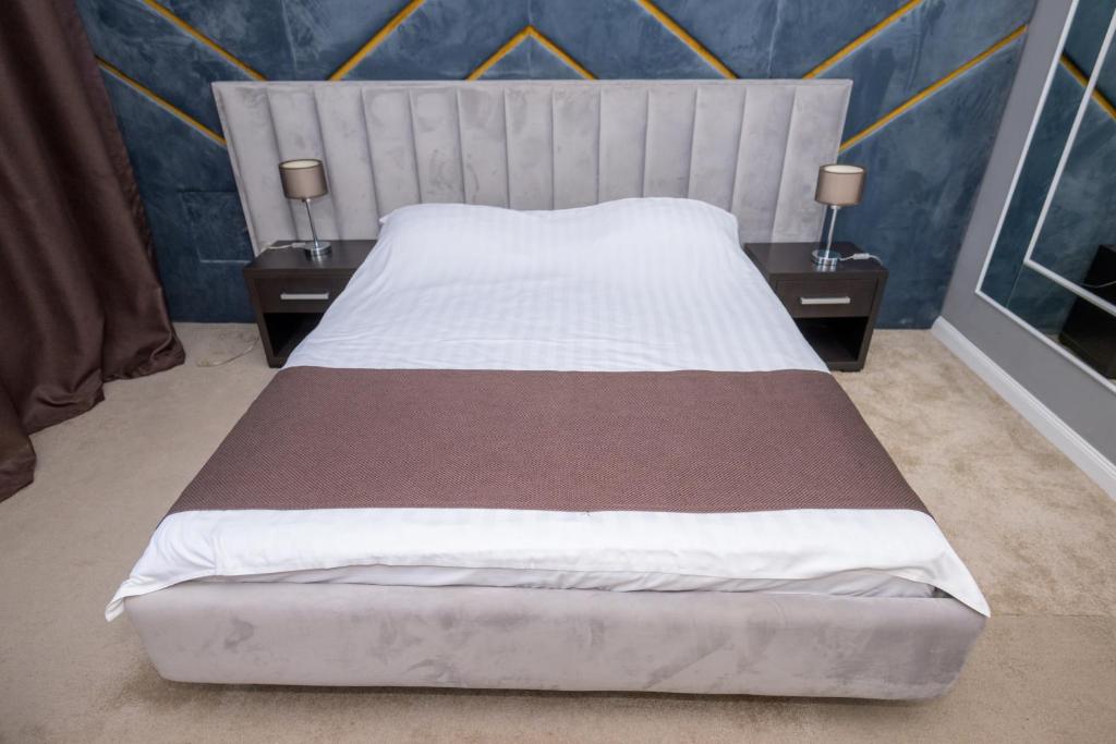 Postel nebo postele na pokoji v ubytování Hotel Maryiotis