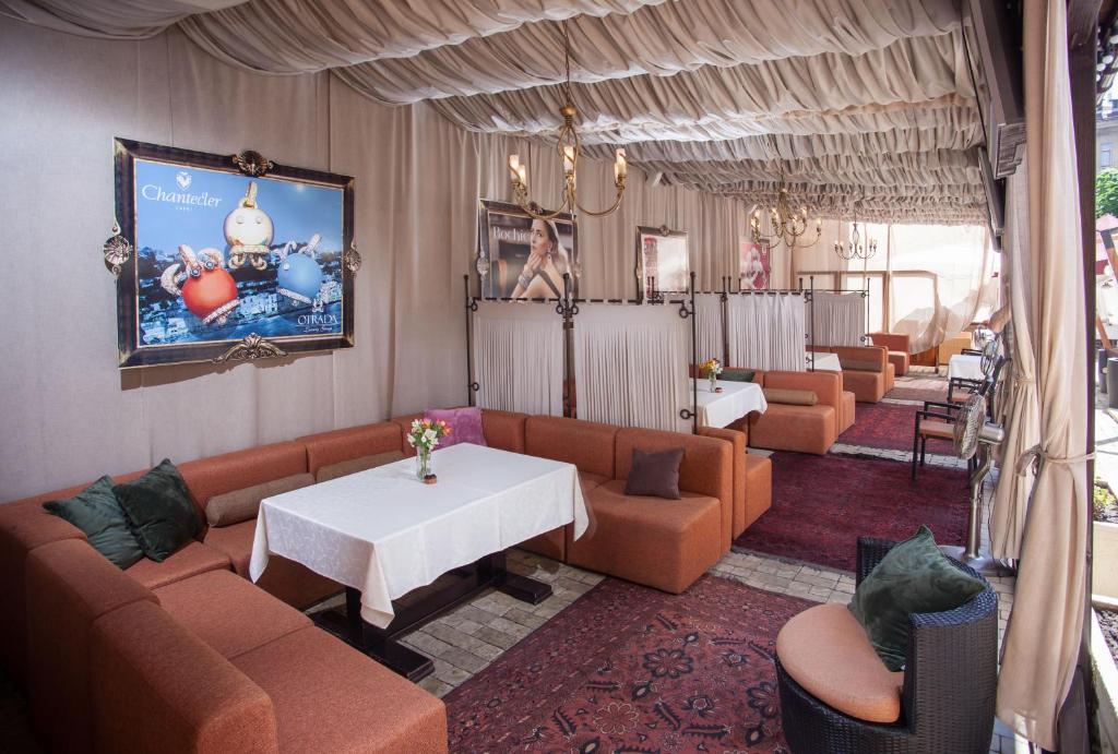 Posezení v ubytování Hotel Otrada