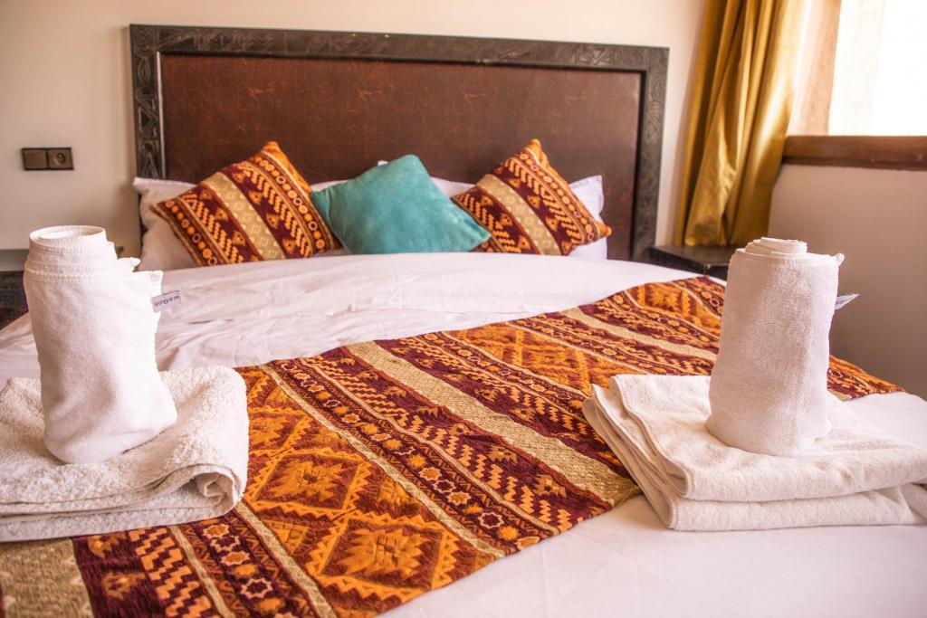 Riad Merzouga Dunes - Habitación Deluxe Con Cama Grande