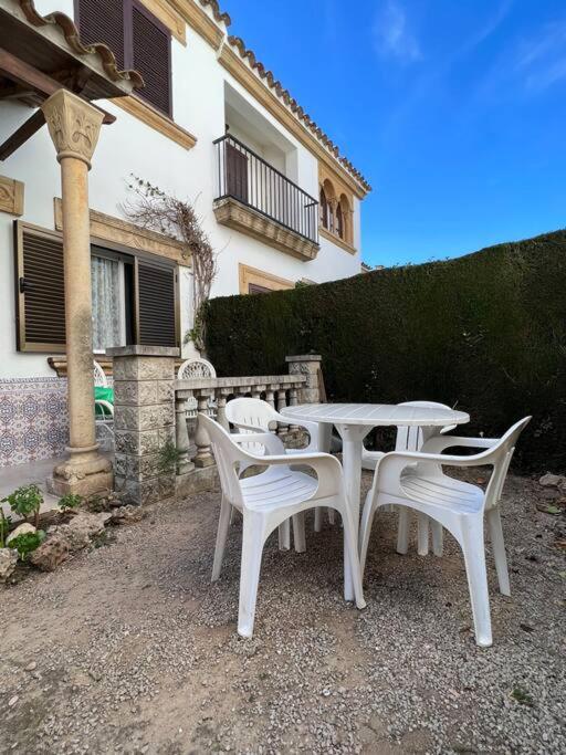 Fotografie z fotogalerie ubytování Casa mediterránea Villa Jardín v destinaci Cambrils