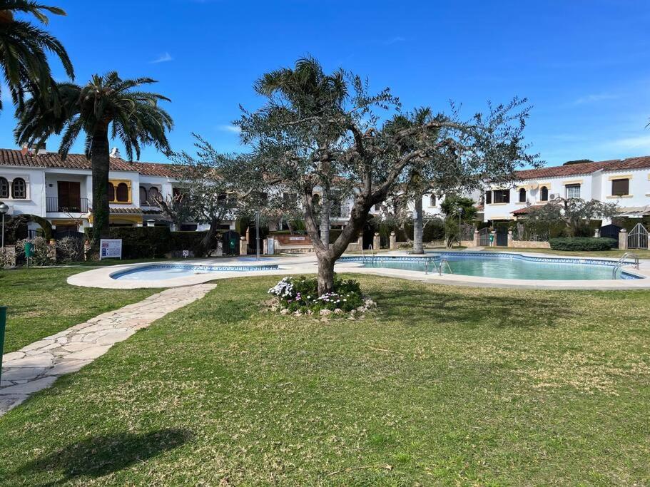 Fotografie z fotogalerie ubytování Casa mediterránea Villa Jardín v destinaci Cambrils