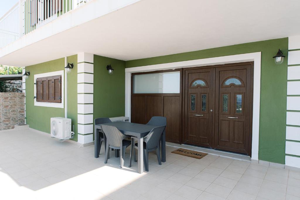 Balkón nebo terasa v ubytování Lakis Residence