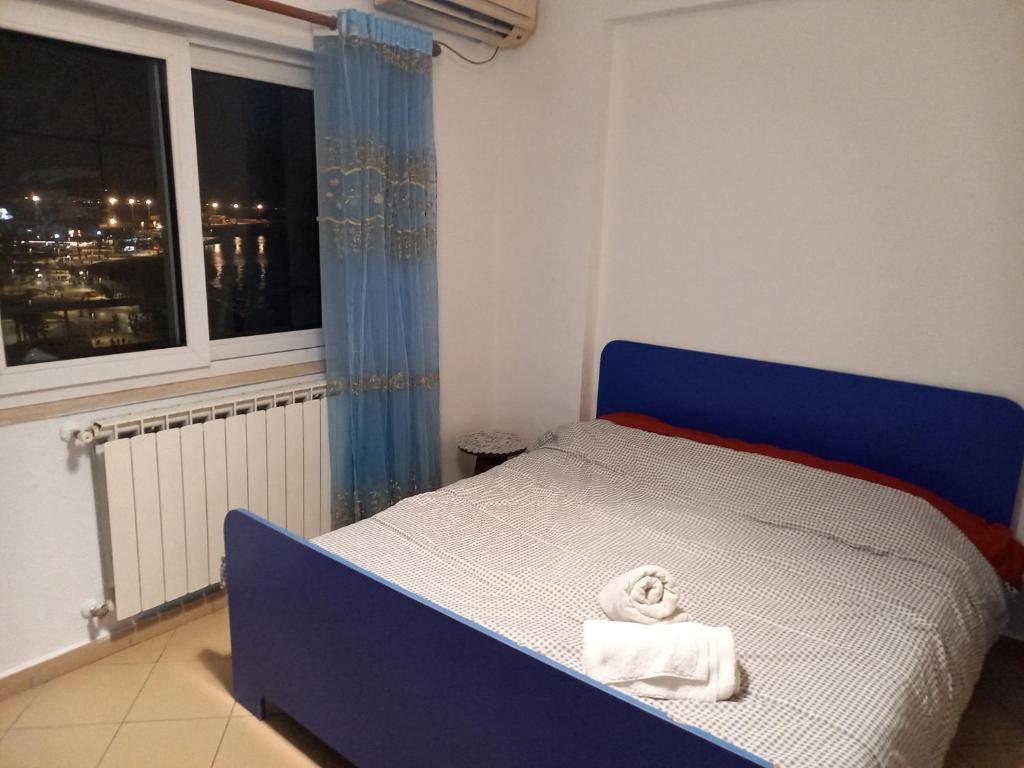 Sea View Holiday Apartment in Durres Centre - Image 7