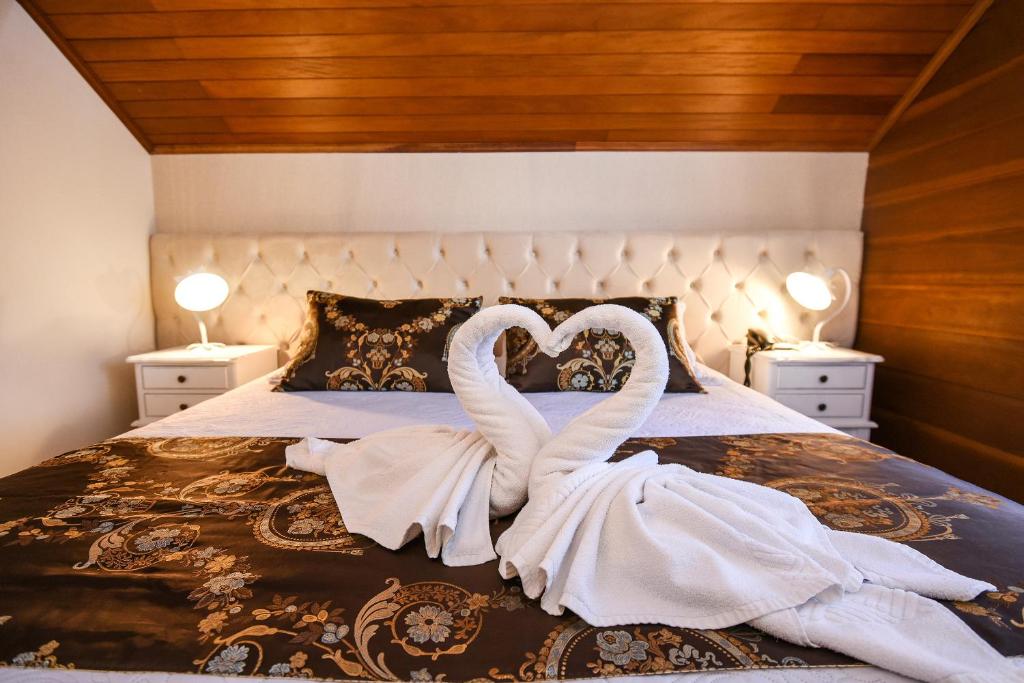 Postel nebo postele na pokoji v ubytování Hotel Kehl Haus