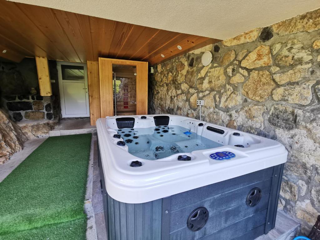 Farm Stay Ana - Cottage