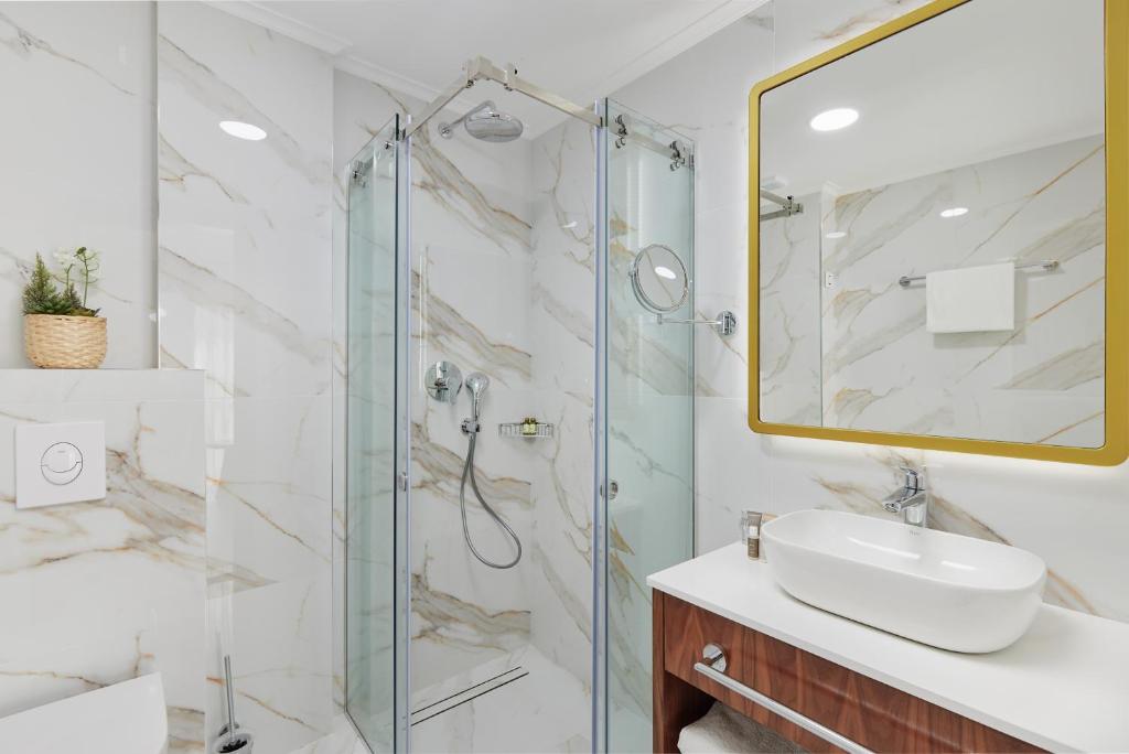 Hotel Diplomat by Aycon - 19