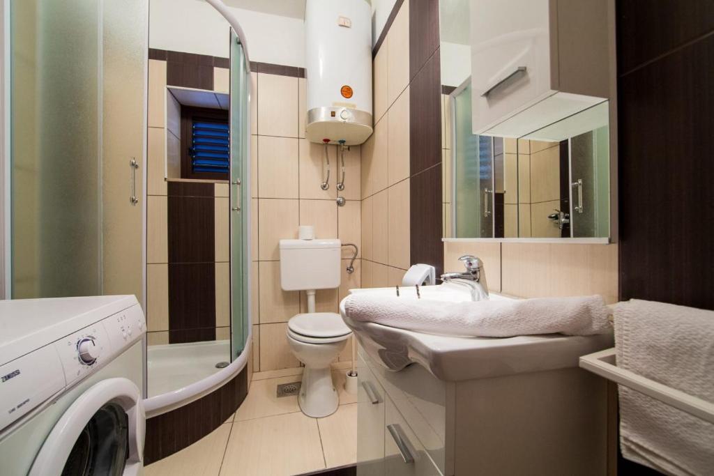 Koupelna v ubytování Silver Beach Apartments Vis