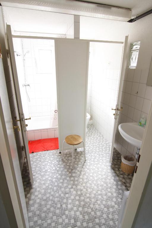 Pension Waldheim - Habitación Individual Con Baño Compartido