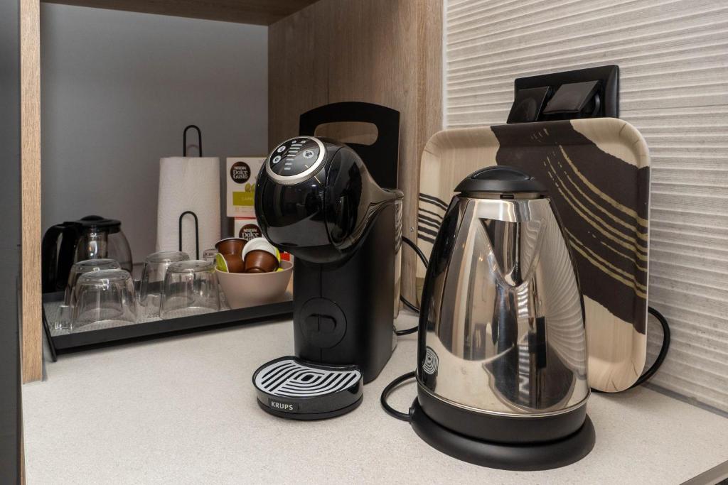 8 Blocks Apartments - 5