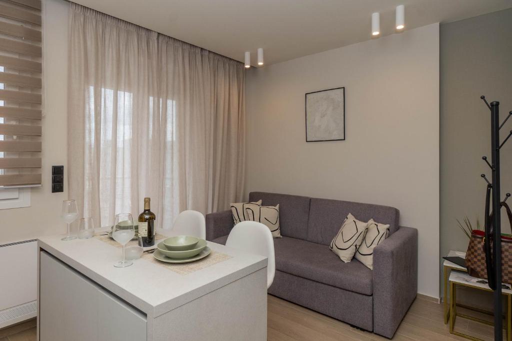 8 Blocks Apartments - 9