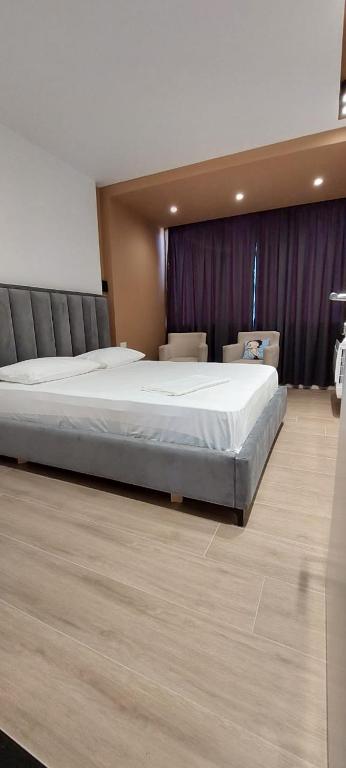 Postel nebo postele na pokoji v ubytování HOTEL KRISTAL