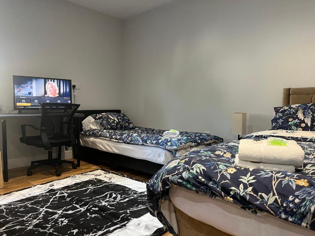 Grand Bleu - London - Next to Piccadilly Line Tube Station & Brand New Facilities - Resim 6