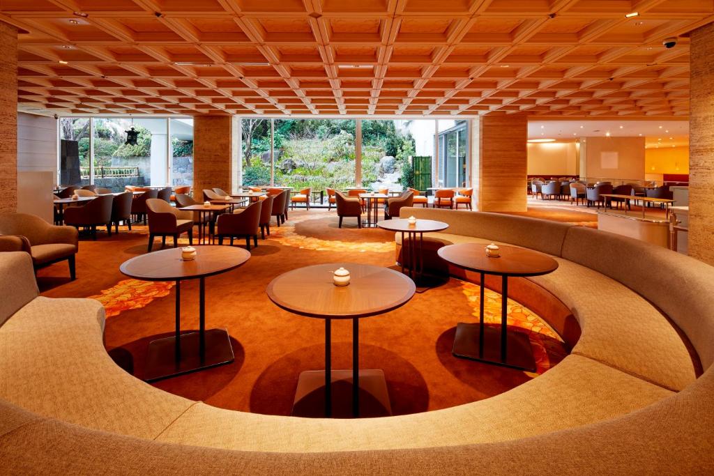 Posezení v ubytování Tokyo Prince Hotel