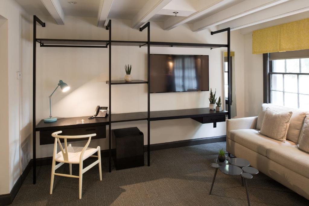 The Poppy Georgetown Guesthouse and Gardens - Junior Suite Con Terrazza