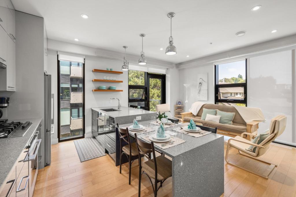 Sunnyside At The Wade, Victoria (updated prices 2024)