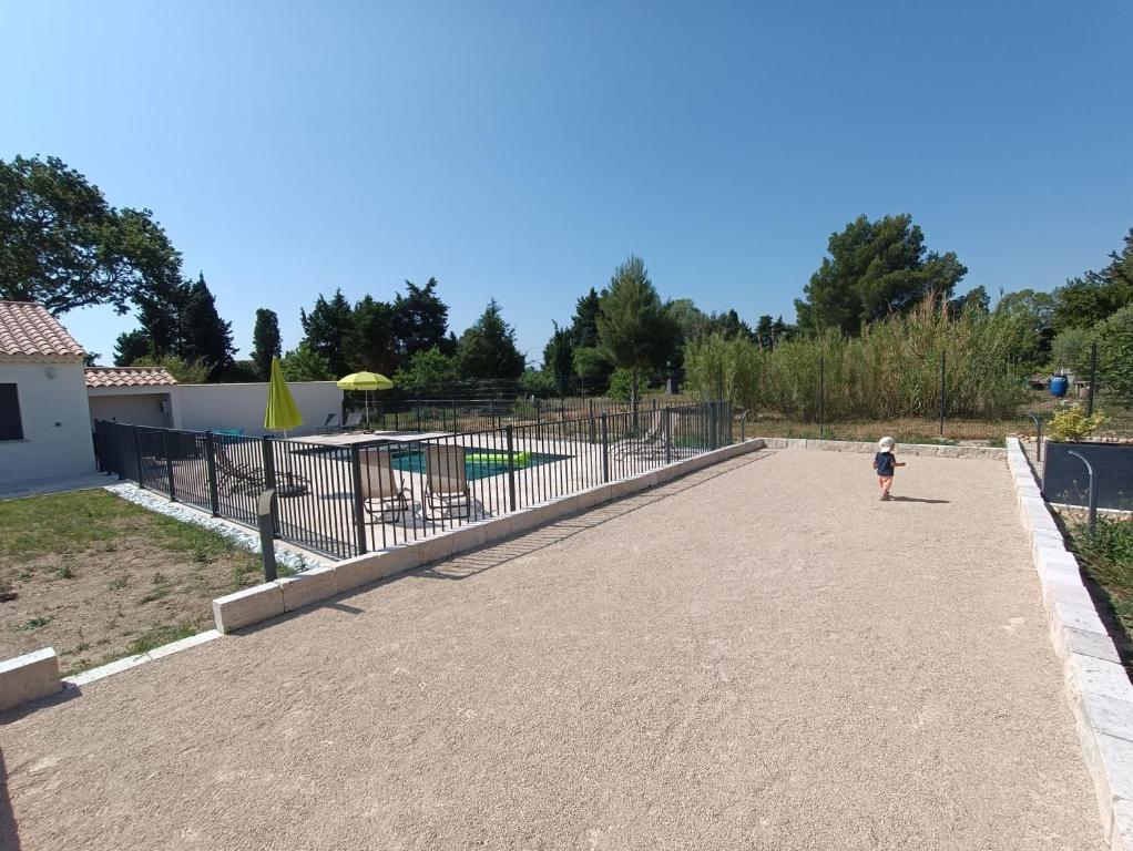 Hostia v ubytovaní Studio indépendant, 10min Avignon