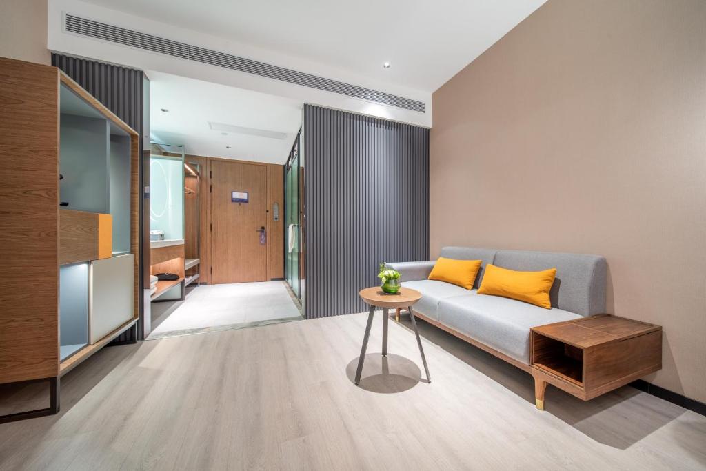 Posezení v ubytování UrCove by HYATT Shenzhen Nanshan Science and Technology Park