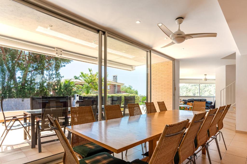 Fotografie z fotogalerie ubytování Exclusive Villa with pool seaview v destinaci Tossa de Mar