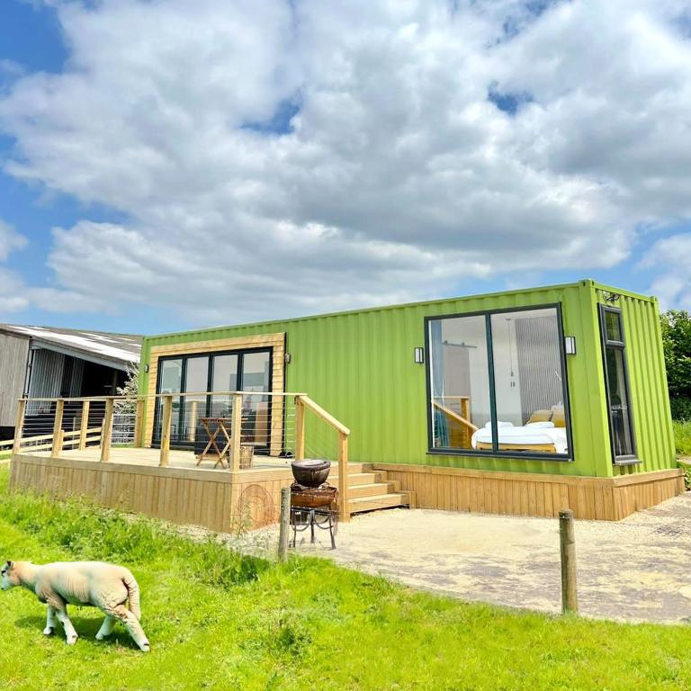 Holiday home Stunning Converted Luxury Container, Bath, UK