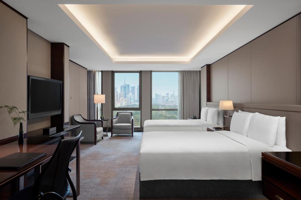 TV a/nebo společenská místnost v ubytování JW Marriott Hotel Shenzhen