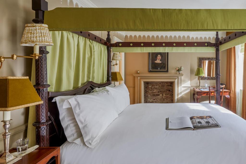 Henrys Townhouse Marylebone, London - Resim 16