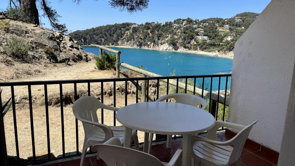 Fotografie z fotogalerie ubytování Appartements sol y mar cala llevado v destinaci Tossa de Mar