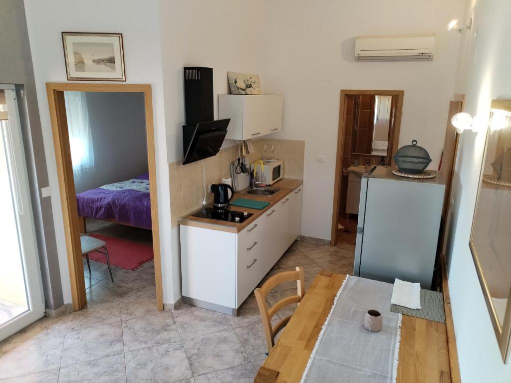 Apartments Bartol - 9