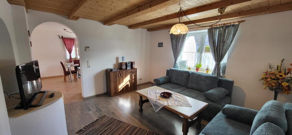 TV a/nebo společenská místnost v ubytování Appartement Claudia