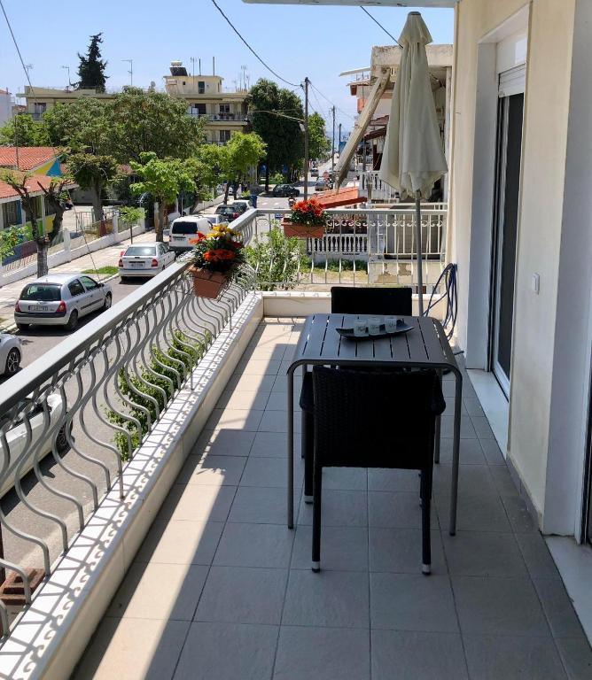 Balkón nebo terasa v ubytování MIna Apartments 2 Nea Kallikrateia