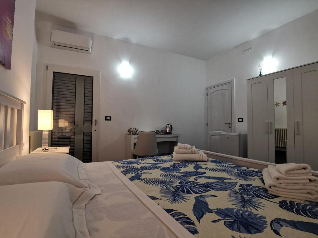 Posteľ alebo postele v izbe v ubytovaní B&B The Sun 'tis