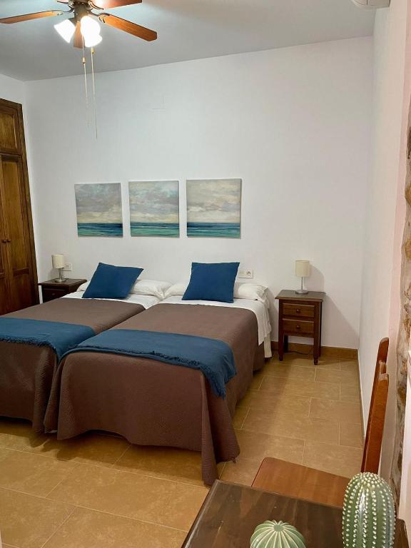Posteľ alebo postele v izbe v ubytovaní Habitación rural en Posada Los Caballos