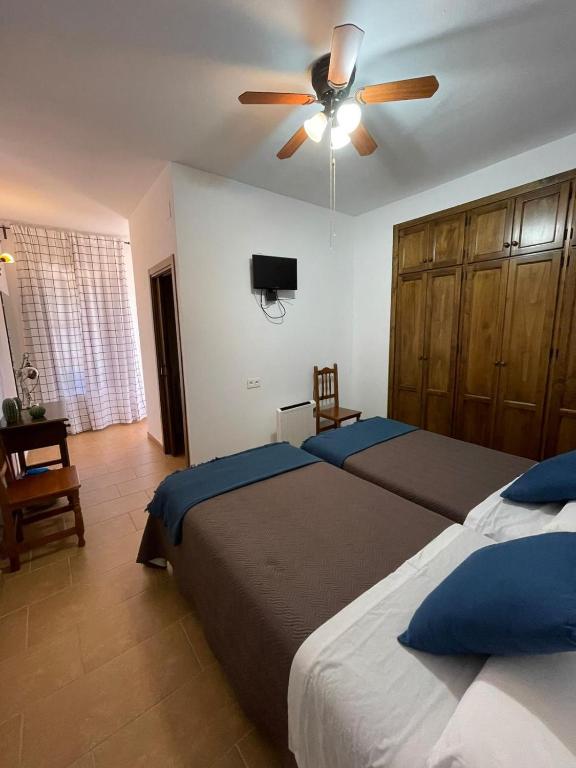 Posteľ alebo postele v izbe v ubytovaní Habitación rural en Posada Los Caballos