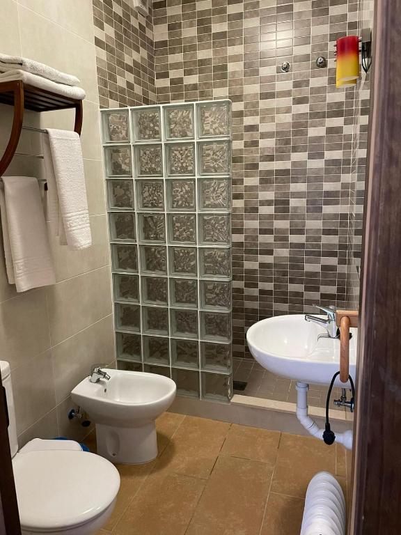 Kúpeľňa v ubytovaní Habitación rural en Posada Los Caballos