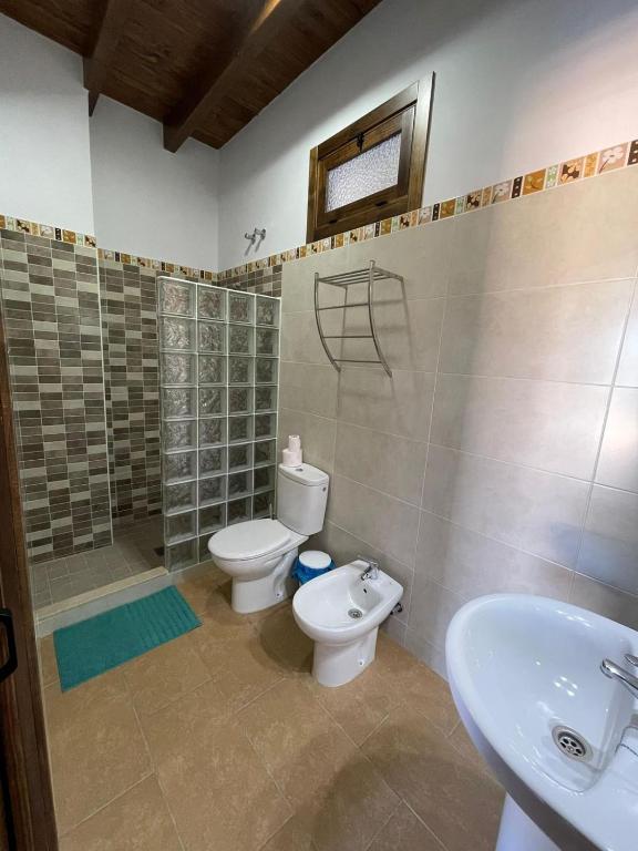 Kúpeľňa v ubytovaní Habitación rural en Posada Los Caballos