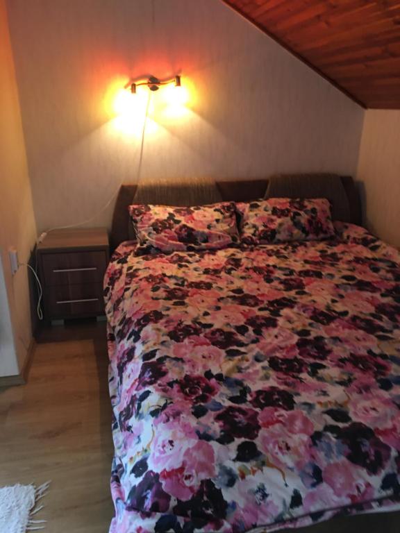 Postel nebo postele na pokoji v ubytování Rózsa nyaralóház